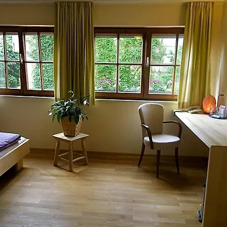 فندق Bio Bayerischer Wirt 4*