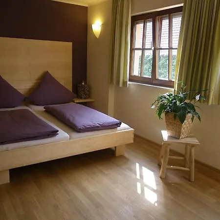 Bio Bayerischer Wirt 4* אוגסבורג